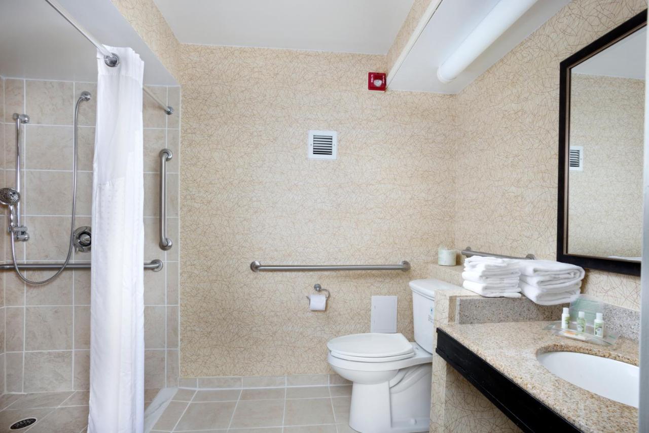 Holiday Inn Johnson City By Ihg Exterior photo